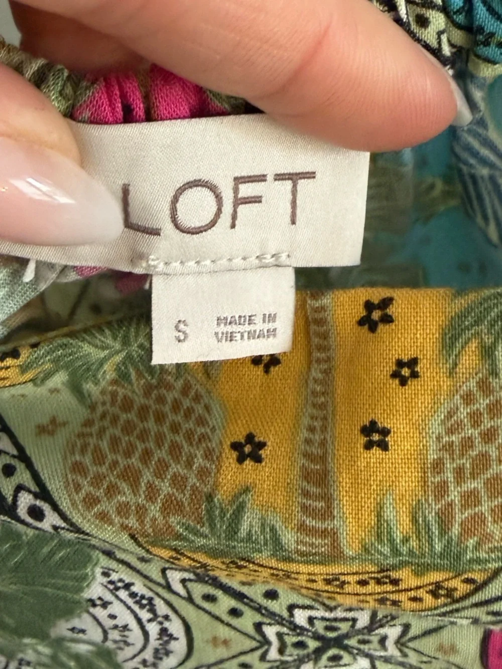 LOFT square neckline